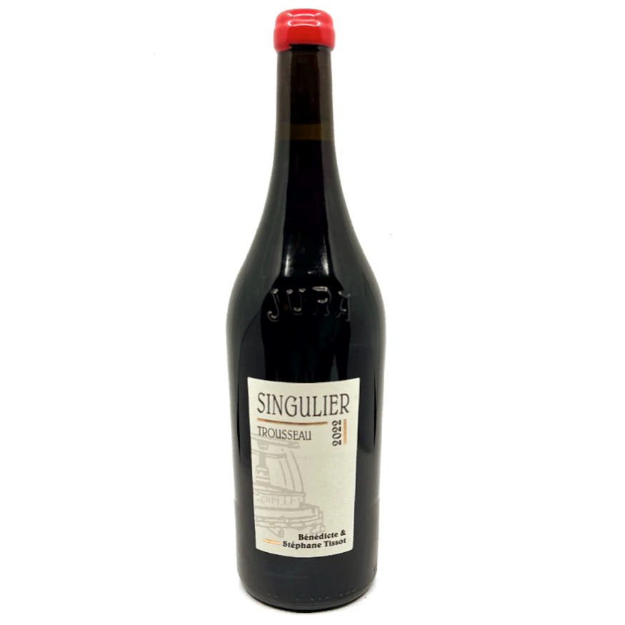 Benedicte et Stephane Tissot Arbois Trousseau Singulier 2022